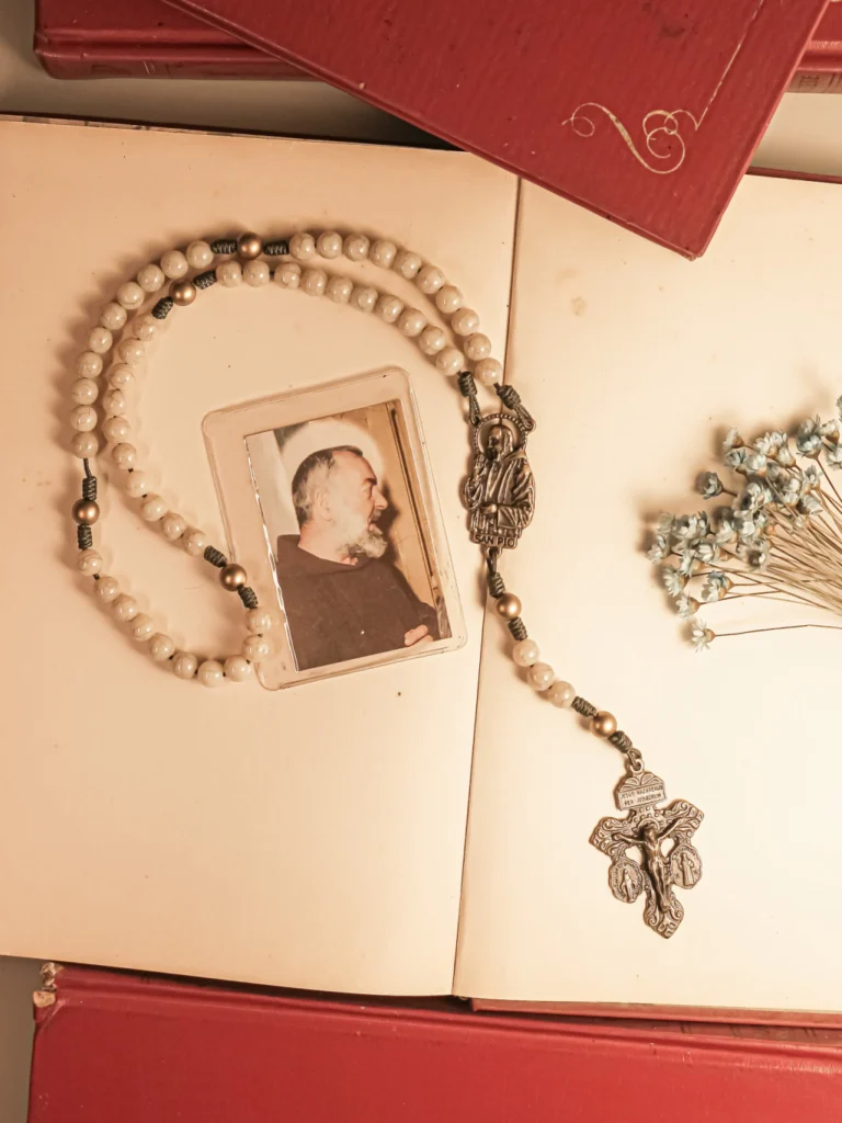Terço Devocional São Padre Pio